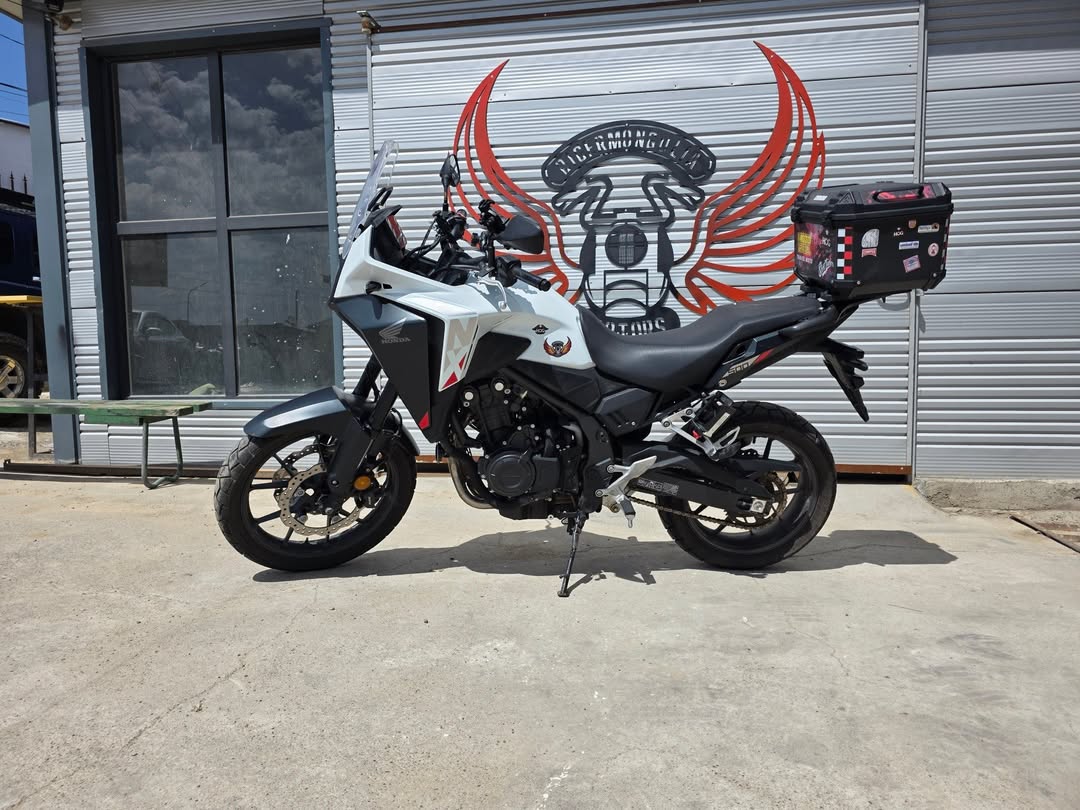ElodiaDrapeeof's tweet photo. 2024–2026 Honda NX500, imported and ridden 4, 000 km. For sale. Contact: 99863986, 99171655 https://t.co/jDqz0UEgcj