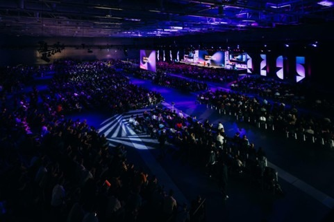 Relve_official's tweet photo. 🚨#RelveEvent: APIs are becoming the backbone of the AI economy.
@APIWorld 2026 brings developers, architects, product leaders, AI builders, and infrastructure teams to Santa Clara for one of the biggest API and microservices events of the year.
This year’s direction is clear:
APIs in the age of AI.
The focus goes beyond integrations.
📌Explore the full event details here: https://t.co/3tlUeXePXa