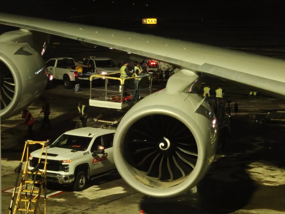 Turbinetraveler's tweet photo. WATCH: Air China Boeing 747-8 B-2486, flight CA982 from New York JFK to Beijing on 30th August, suffered a refueling incident after the fuel truck was reportedly suspected to have “moved abnormally,” damaging the aircraft's refueling connection and causing a significant fuel leak.

Fuel spilled across the apron, prompting the fire department to rush in and wash down the affected area. The flight was subsequently canceled, and the aircraft remains at JFK.

It is unclear exactly what caused the truck's abnormal movement, but footage appears to show the driver quickly shutting the door moments before the truck begins moving.

B-2486 is one of the last remaining passenger Boeing 747-8s flying today.

The Queen is becoming increasingly rare. We should protect her at all costs.