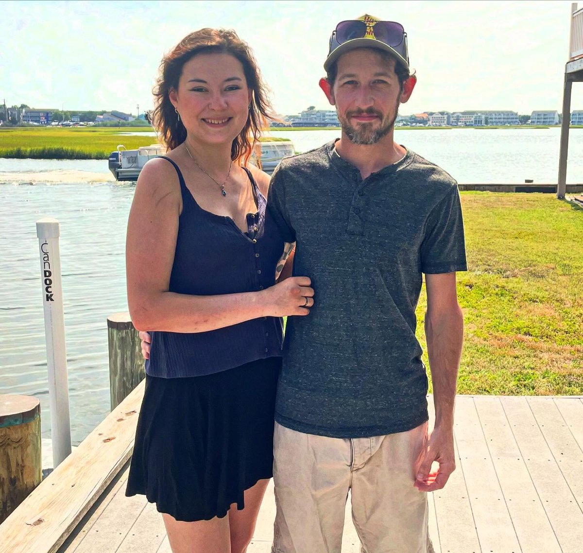 FlorineMcelwine's tweet photo. Family, laughter, and unforgettable memories by the water. https://t.co/7pn62YvYgg