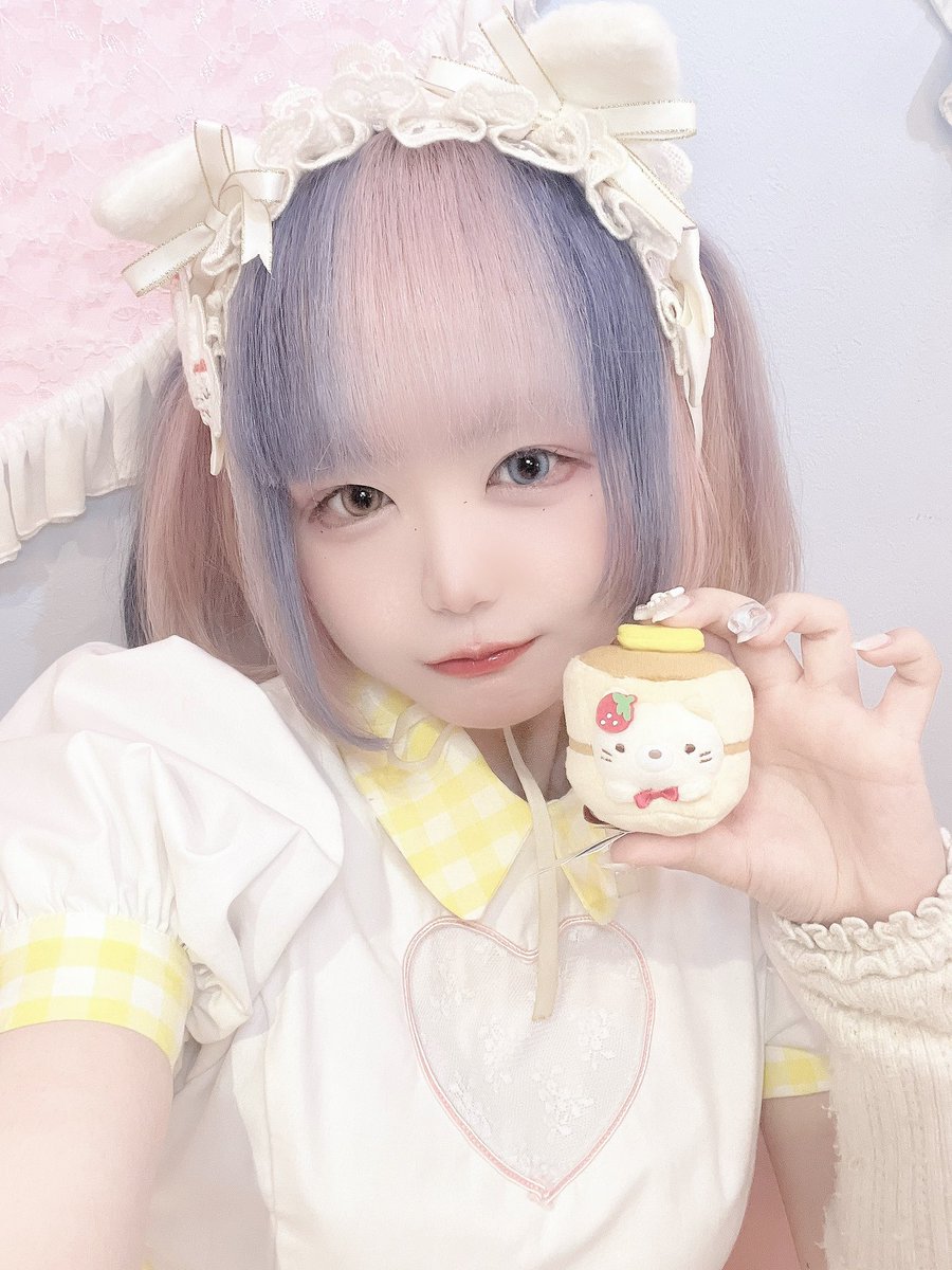 ML_hatena's tweet photo. 🤍ྀི17:00~23:00🤍ྀི

手の平を伝う つかの間の甘い夢

 #マジカルロリポップ
 #メイドカフェ
 #コンカフェ
 #秋葉原 https://t.co/V7RPIe1l2C