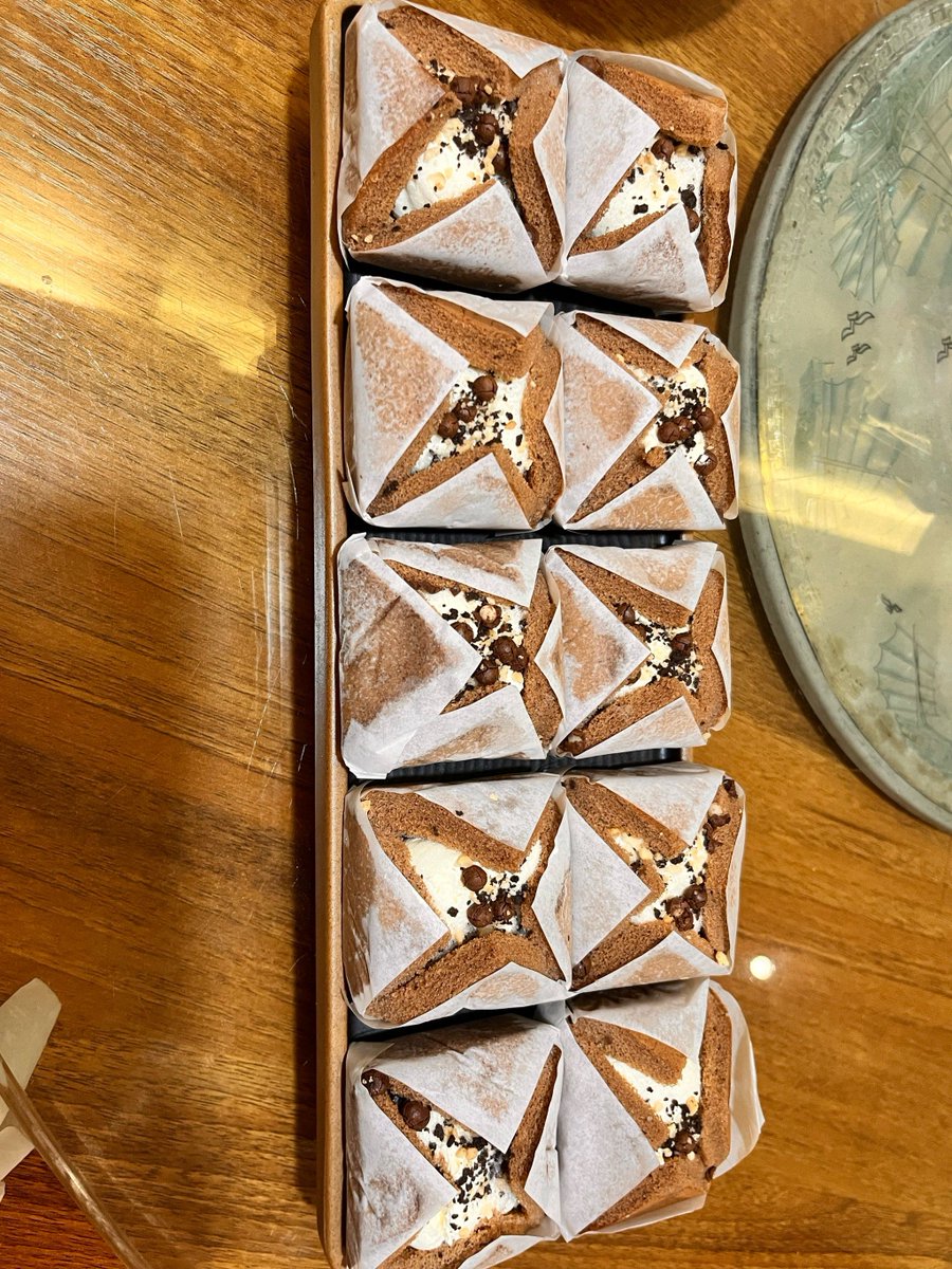 dolpk575223's tweet photo. Just discovered a game-changing late-night snack hack: crispy air-fried edamame tossed with zesty lemon u0026 sea salt! Zero guilt, total flavor win. Perfect for unwinding after a long day. https://t.co/xK4MMBoBwp