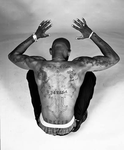 LetMeLand103's tweet photo. Unfortunately Death Row had a Pac wannabe on their label as well. After Pac passed and Snoop left the label Suge signed “Tha Realest” and Top Dogg (A blood version of Snoop). Suge told the Outlawz “Y’all better find a new Pac or I will”. https://t.co/ERQF9KJGww