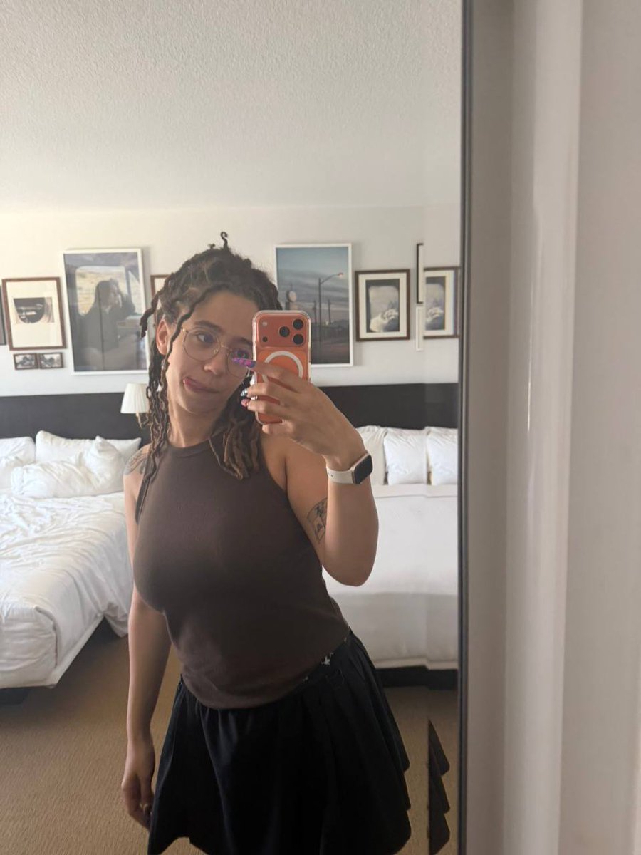 millieluna_'s tweet photo. looking really cute <3 https://t.co/zgAjsEuKSc