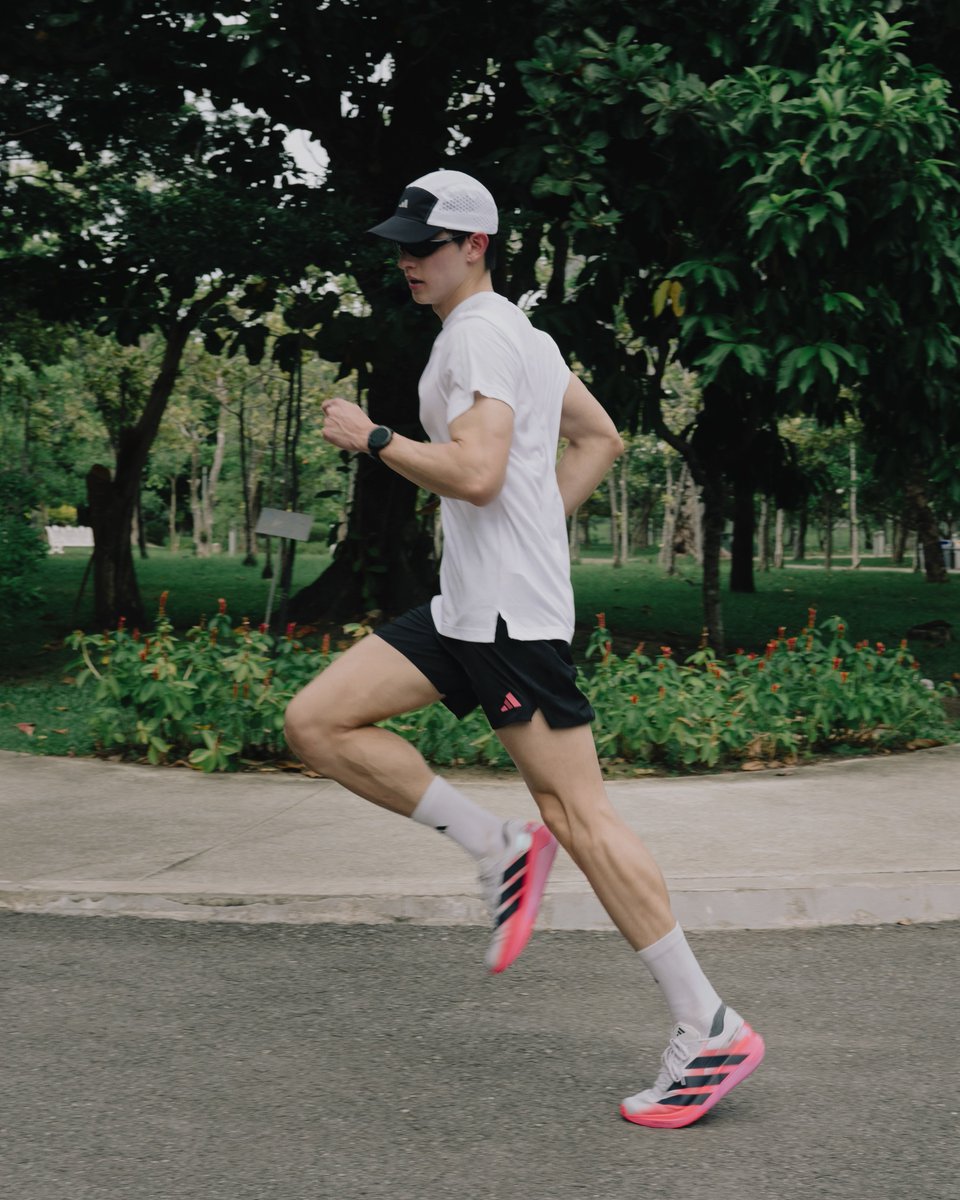 JamesJiFC's tweet photo. One more rep.

#adidasTraining
#adidasThailand
#เจมส์จิรายุ 
#Jirayu_jj 
Cr.@Jirayu_jj https://t.co/BQ0vlDTzcj