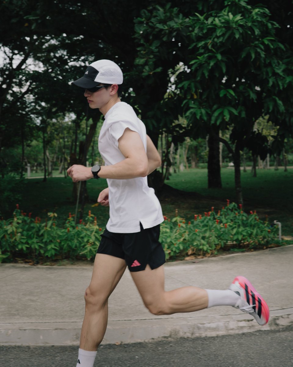 JamesJiFC's tweet photo. One more rep.

#adidasTraining
#adidasThailand
#เจมส์จิรายุ 
#Jirayu_jj 
Cr.@Jirayu_jj https://t.co/BQ0vlDTzcj