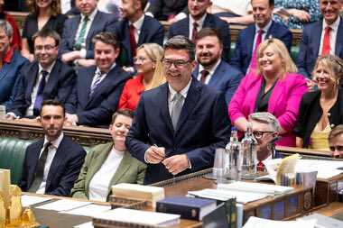 SamCKx's tweet photo. It wasn’t even PMQs yesterday, but Andy Burnham spent 3.5 hours answering 125 questions. 

The usual hard right grifters started posting that Burnham “wasn’t answering any questions” less than halfway through the session, whilst he was literally answering questions in real time. 

This is what we are up against, people. A group of dishonest, disingenuous, bought and paid for propagandists with large platforms whose only goal is to destabilise our democracy with their disinformation.

These people aren’t patriots. They are paid for by non-UK resident billionaires to damage the UK, whilst waving their flags and bleating on all day about things designed to scare you. 

I am totally against tribal politics. I think Parliament needs a strong opposition, and I don’t have any particular party allegiances, but I do think Burnham is clearly capable, has a clear and obvious track record of serious success with Manchester, and is focussed on bringing together a country that these grifters are bent on destroying for their own financial gain.

The patriotic thing to do would be to give a clearly capable Prime Minister time to deliver, rather than pile on with your pre-planned, phoney outrage, before the guy has even unpacked his cases.