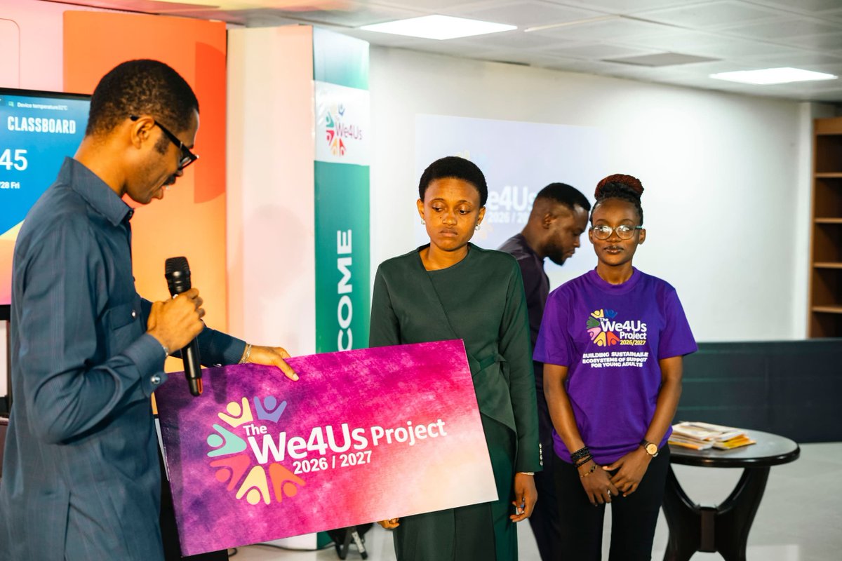 FavourBass_'s tweet photo. THE WE4US SUMMIT SERIES

SERIES 2 — I Didn't Come Here to Be a Project Manager.

I didn't come to the We4Us Summit to become a Project Manager.

I came to hold the microphone, do my job, deliver excellently and go home.

The story actually started a day after I was recommended. https://t.co/rikb0Bc0I2