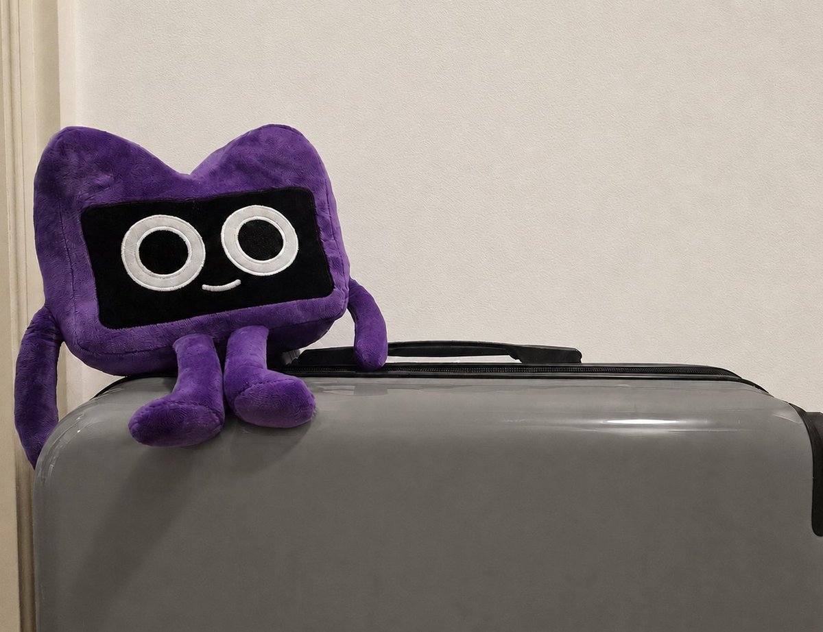 kotlinconf's tweet photo. Any guesses where Kodee is traveling to next? 📍 https://t.co/lkmYF3fzAa
