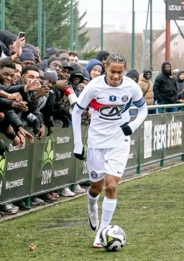 t7psg_'s tweet photo. Dreams come true https://t.co/oaziq1sgAG