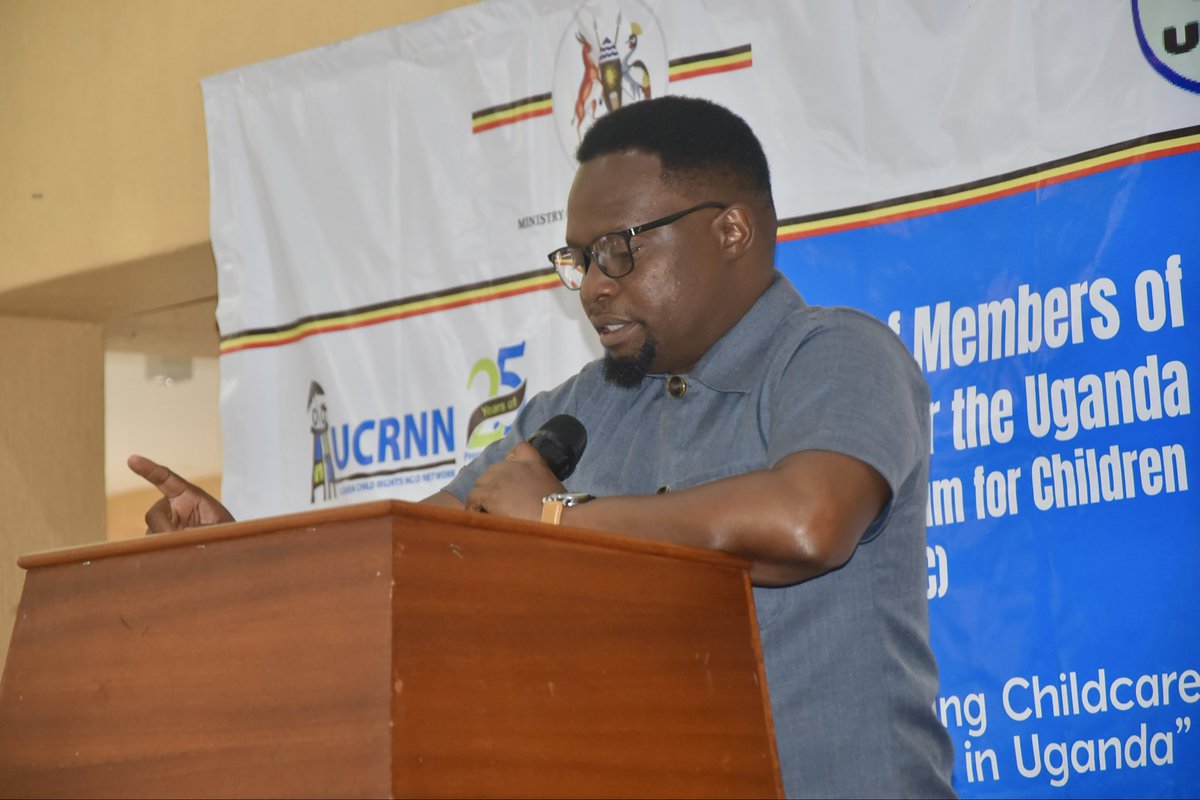 UgandaCRNN's tweet photo. Mr.@opobo_timothy the Executive Director of @AfriChildCentre , a member organisation of the network, takes Members of Parliament through the importance of investing in Early Childhood Development (ECD), with a focus on children in refugee camps and host communities.
#UPFC #ECD https://t.co/jVbmuAdl3w