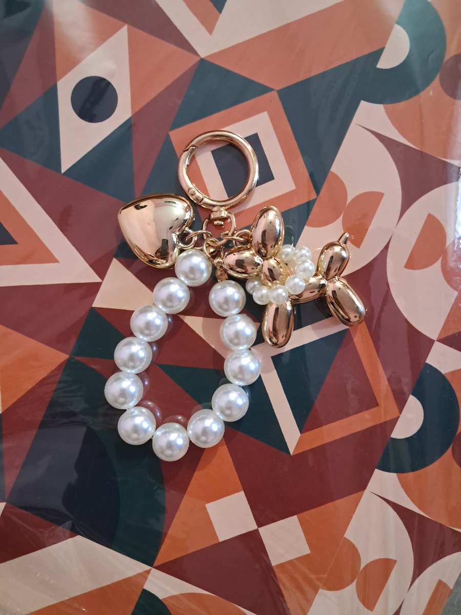shopwithsamy's tweet photo. Get it for just ₹185 with FREE shipping! ✨

Available 6 Bag charms https://t.co/crpbQl4jUg
