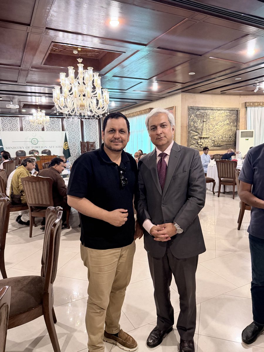 Wabbasi007's tweet photo. Farewell lunch with @TahirAndrabi, a fine officer who served Pakistan well as the spokesperson of the Foreign Office. Today was his last press briefing.. He will be Pakistan’s new Permanent Representative to the United Nations and other international organizations in Geneva.
Best wishes Tahir sb..