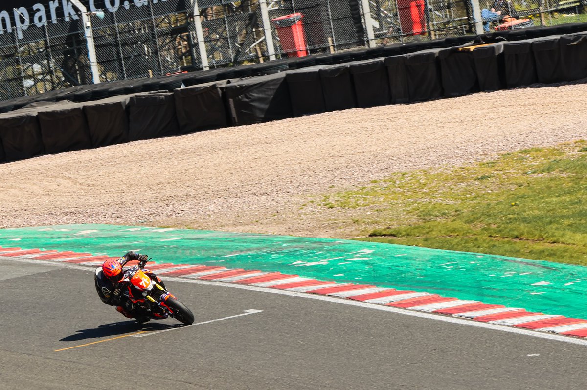 MindyButtege2d's tweet photo. Photo dump from the Oulton test. https://t.co/NiIDo82aLr