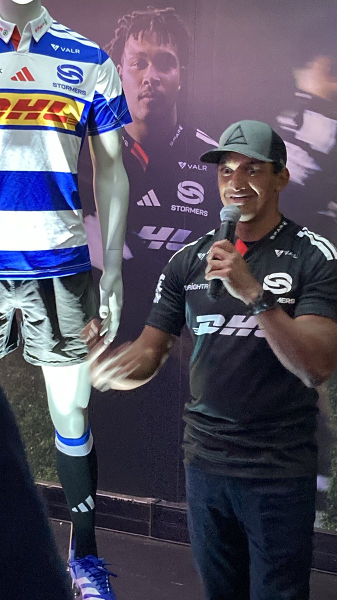 GrantShub's tweet photo. The Stormers have unveiled their 2026/27 URC kits, with the traditional blue and white hoops joined by a striking return to the Men in Black era. @THESTORMERS @PlaymakersZA @adidasZA https://t.co/2tDSQBXhHE