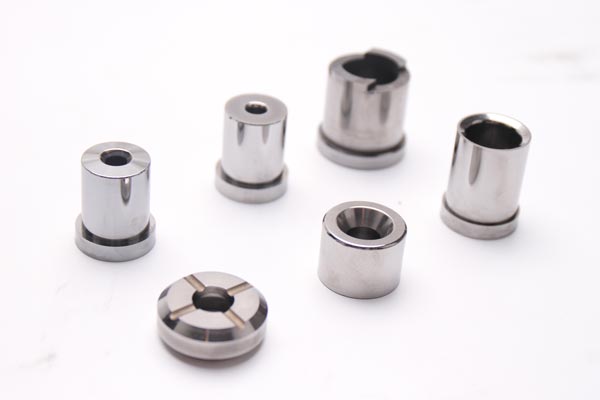 wangyize6's tweet photo. Do you know the differences between carbide and steel? And do you know when to use carbide or steel? Let's take a look!

https://t.co/EZMYO0iemI

#carbide #carbidepart #machining https://t.co/ddaunFHBmW