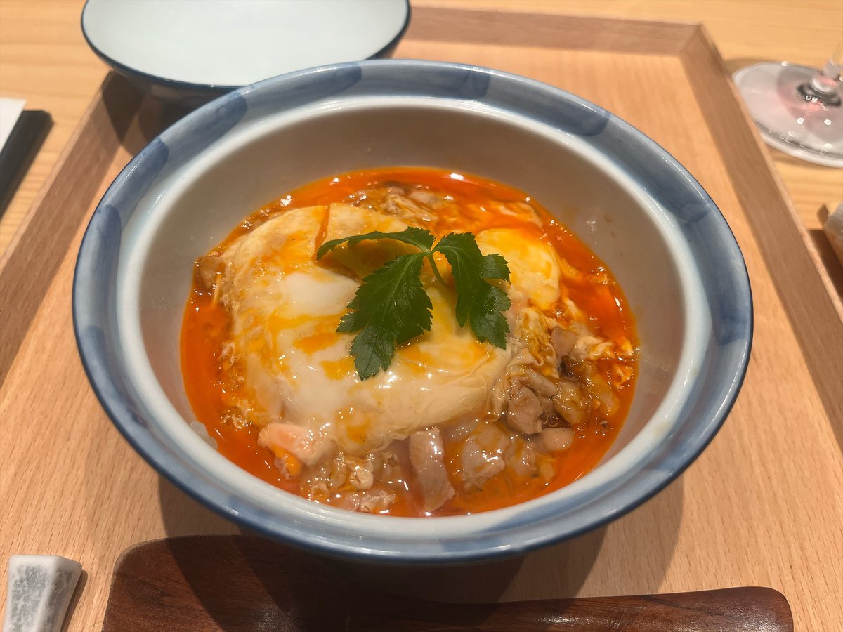 MilkyLounge's tweet photo. Kです💐
焼鳥 鐡さんへ✨
初めて行くお店でしたが雰囲気良く、串物も一品料理も全部美味しかったです😋
親子丼が特に美味しくて、〆なのに思いきり食べられてしまいました🐷🤭
今夜のミルキーは浴衣です❣️👘
ぜひお待ちしてます✨

#スナック #赤坂 #お酒好きと繋がりたい #赤坂スナック #カラオケ https://t.co/SOKag7o53X