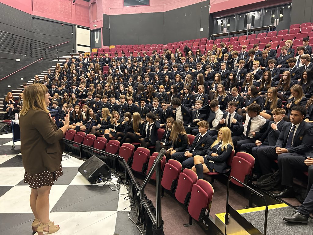 StanwellSchool's tweet photo. Our new Year 12 students starting the term with an induction to 6th form. https://t.co/Z2iv3uzyaC