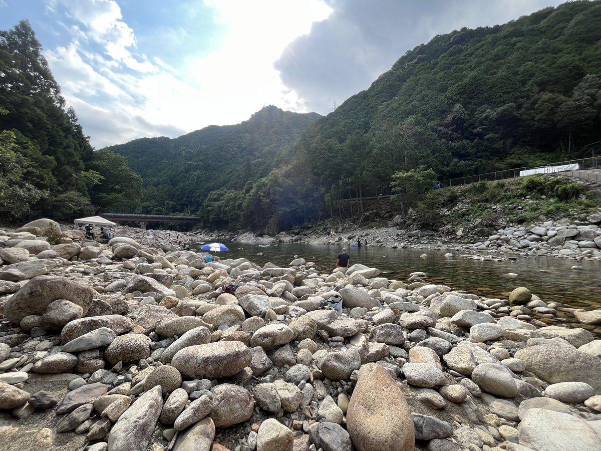 ity_kd_3's tweet photo. #8月を写真4枚で振り返る 

デイトナ乗ったのは赤レンガ行ってレッカーで帰宅したくらい
夏の締めは闇鍋でした！(頑張って食べたよ) https://t.co/PRwgAyP1Bg