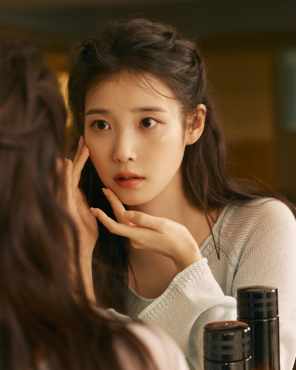 ff__516's tweet photo. 에스티로더🤎

https://t.co/vxamZkPdVk https://t.co/QE27Y4dWPy