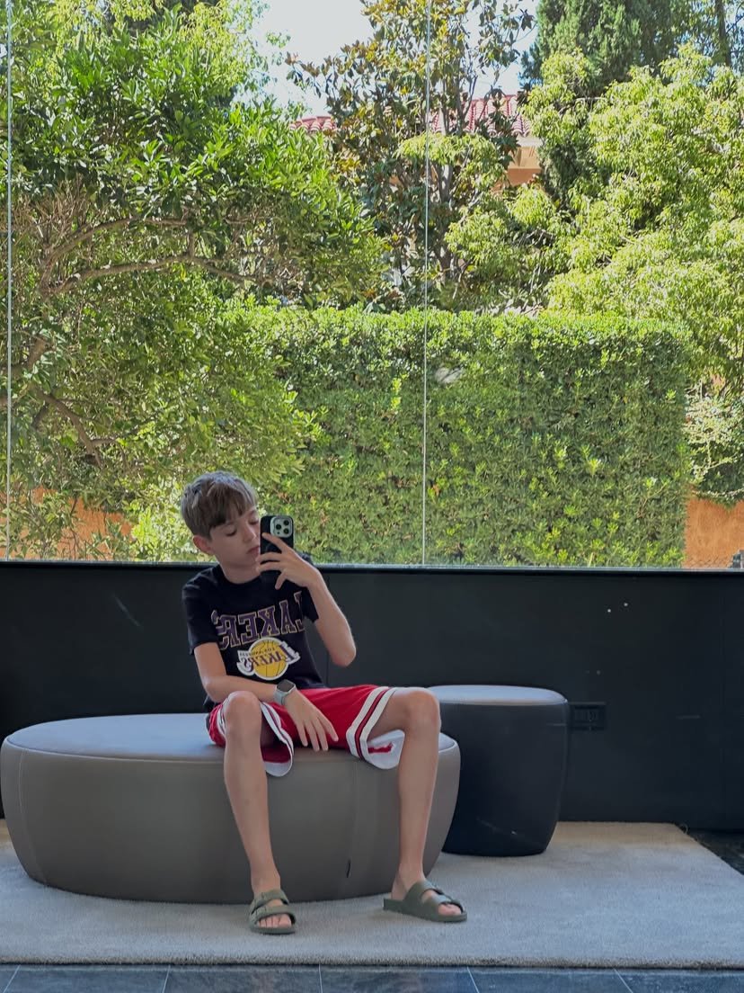 LucaWessman's tweet photo. First picture #nolimits #teenager #novinho #brotheragemheteroㅤㅤㅤ #mlm https://t.co/qhoeXZPgDJ