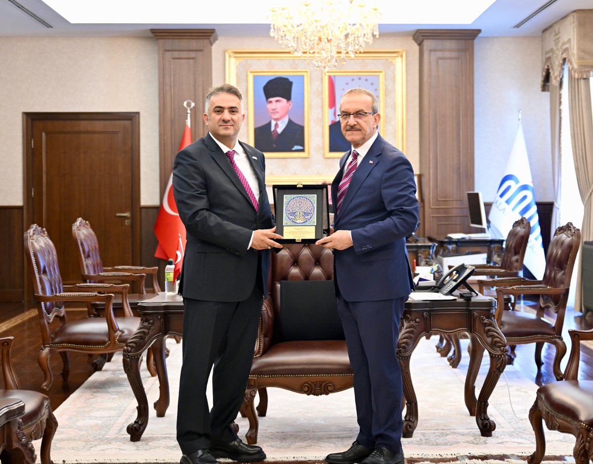 SeddarYavuz's tweet photo. Türk Patent ve Marka Kurumu Bşk. Sn. Prof. Dr. Muhammed Zeki Durak ve Beraberindeki Heyete Ziyaretleri İçin Teşekkür Ederim.
İlimizdeki coğrafi işaretli ürünlerin tanıtılması ve ekonomik değerinin artırılması için stratejik yol haritası üzerinde işbirliklerinin geliştirilmesini ele aldık.