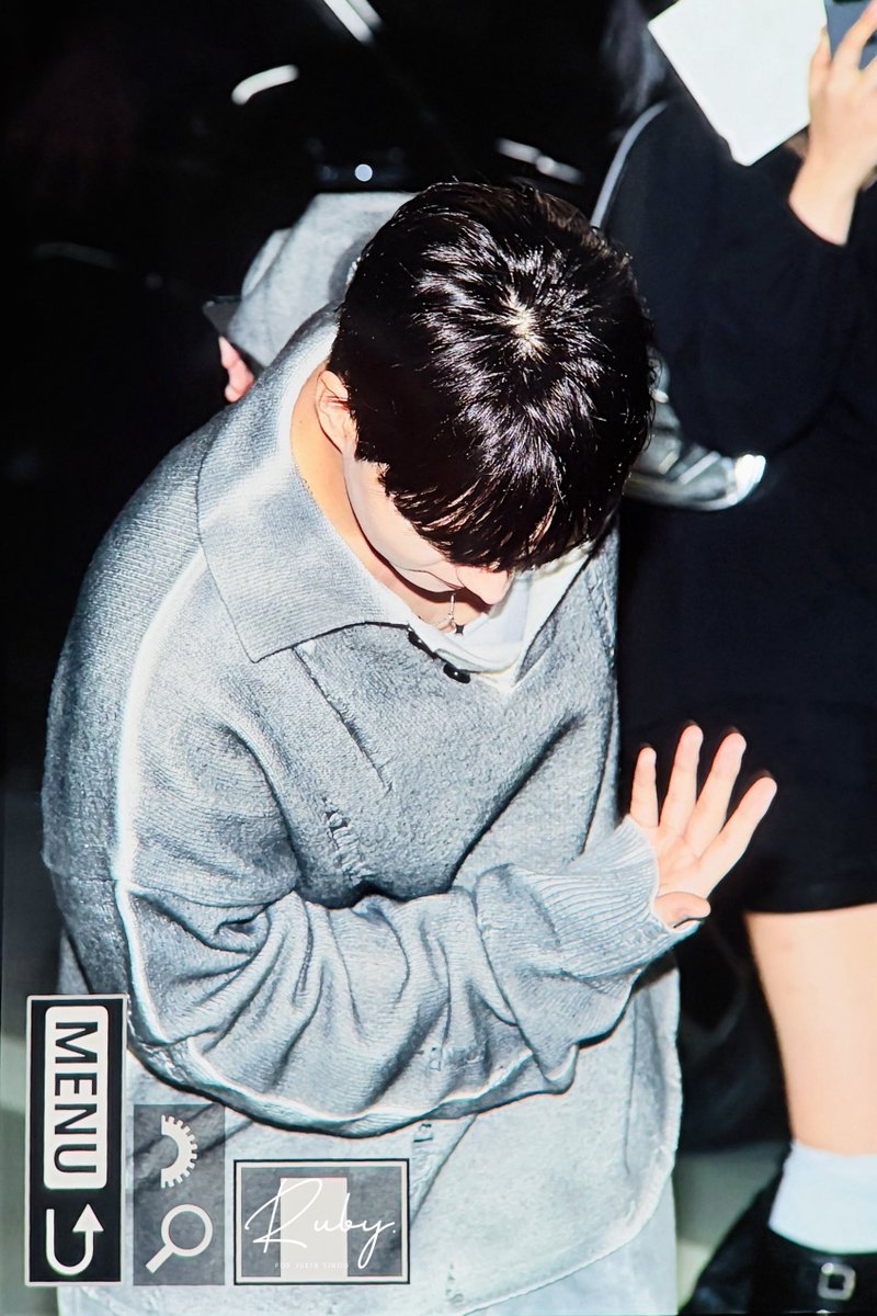 FOR011011_'s tweet photo. 260902 서울패션위크 퇴근 pre

#시우 #추시우 #저스트비
#SIWOO #JUSTB https://t.co/OtziFFZX22