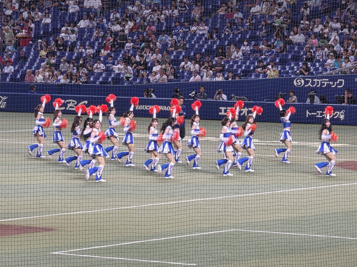 kituwana's tweet photo. 今年の見納めです。 https://t.co/pEailzp3JF