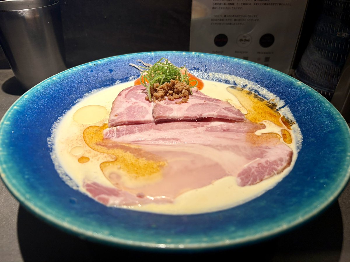 moka1122_SPA's tweet photo. ブラーボ閉店したの知らなくてショック過ぎる(´･ω･`)あそこのエビクリームパスタ大好きだったのよね…。

長いお店が無くなるの悲しいね⤵️

📍新宿御苑　Afro Beats
ここのとうもろこしラーメンが美味すぎて今期2回行ったよ🌽✨

グランドメニューの鶏白湯も気になる🥺 https://t.co/YwPlahsVF6