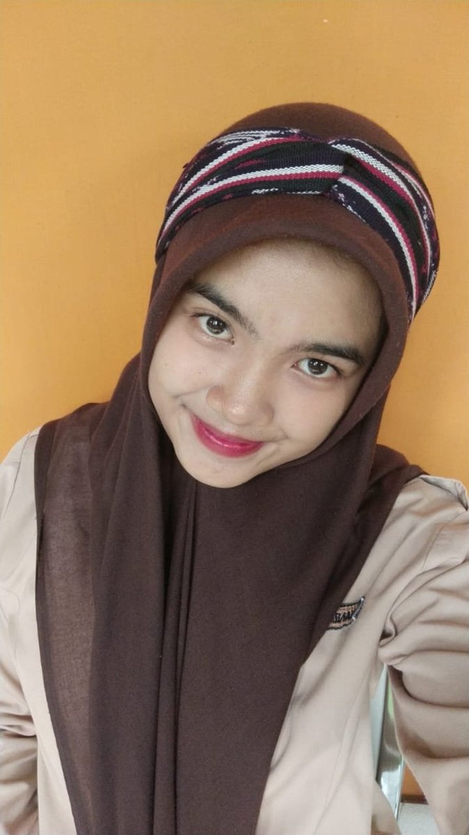 och466's tweet photo. suka pake seragam pramuka, tp gasuka ekskul nya https://t.co/H0GxXYEsYE
