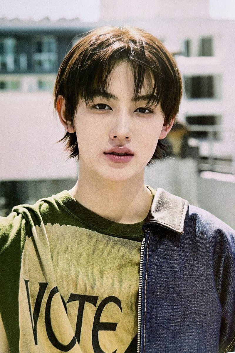 Keonhyeon_meng's tweet photo. ada yg tau kenapa eom seonghyeon cantik sekali? 

adik cantik huhu☹️🤏🏻 https://t.co/xe0GU6A2y4