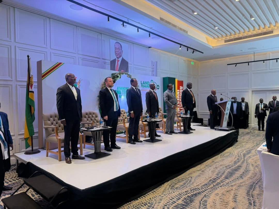 ZanuPfHuchi's tweet photo. Land reform, investment &amp; agriculture are driving Zimbabwe’s development agenda. 🇿🇼🌱The Last high level Land Tenure Stakeholders Breakfast brought key players together to unlock investment opportunities &amp; advance the country towards #Vision2030. A nation building for prosperity. https://t.co/LGYmqMN5kv