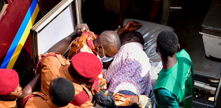 ntvkenya's tweet photo. Weak and unable to walk: Winnie Byanyima speaks out as Besigye is hospitalised https://t.co/lVwA98u4zV https://t.co/1a6Af9q6Dl