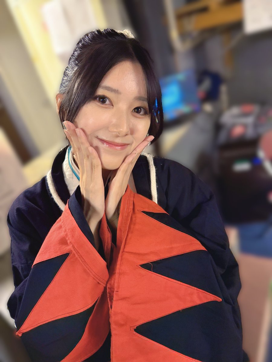 momo_0x0_920's tweet photo. 舞台 「長雨と伽藍」

初日の幕がひらきました！
たくさんの笑い声が聞こえてきて
嬉しかったなあ〜☺️☺️

明日はBチームの初日！
頑張るぞ〜っ！🔥

来てくださった皆様、
ありがとうございました！🙇🏻‍♀️

 #ながらん  #テンカトル https://t.co/WNK4wAs8aY