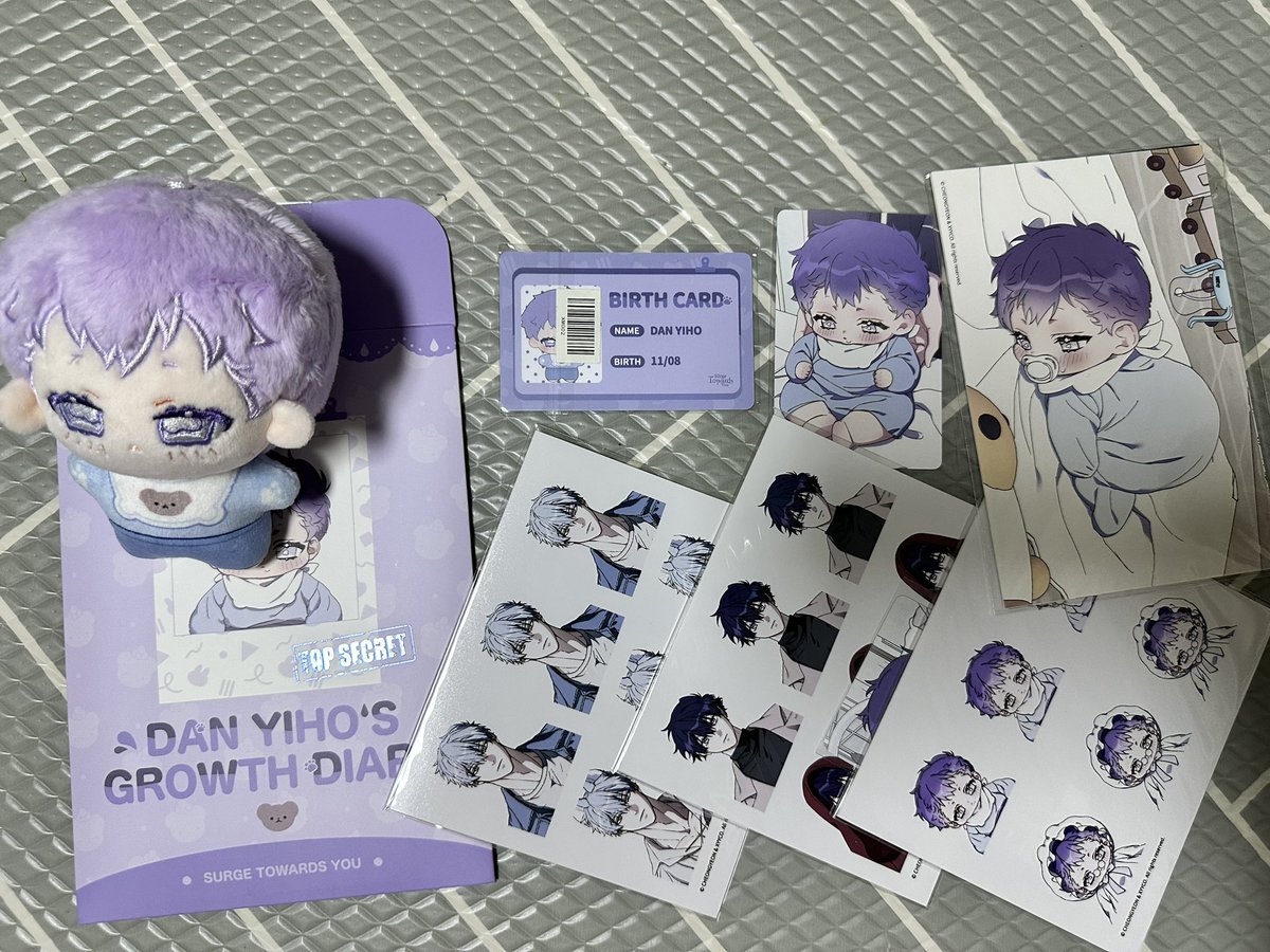 solchan1318's tweet photo. 굿즈양도 타래글
쫌쫌따리 굿즈 포카 양도합니다.

너찾파 20000원
향경 뱃지 5000원
네컷 개당 2000원 포카없어요..
주평 5000원 https://t.co/EtWRc7eg9m