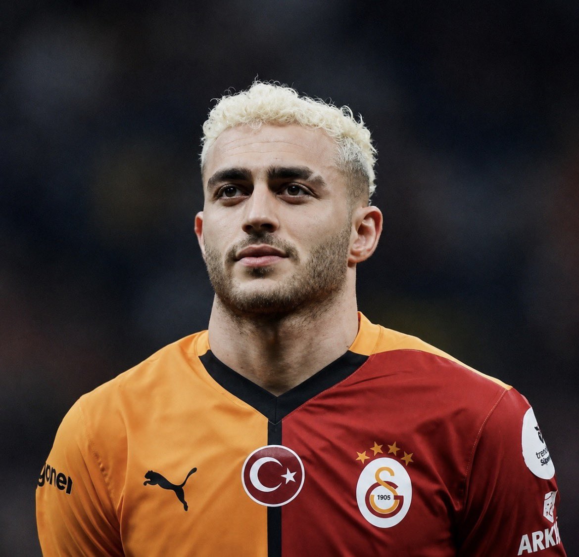 UserMedya's tweet photo. 🚨 Özel | Galatasaray, Barış Alper Yılmaz’ı 36 Milyon Pound karşılığında Arsenal’e göndermek istiyordu. 

Transfere engel olan tek nokta Arsenal’in teklif yapmaması oldu. https://t.co/vK4sA1iLP7