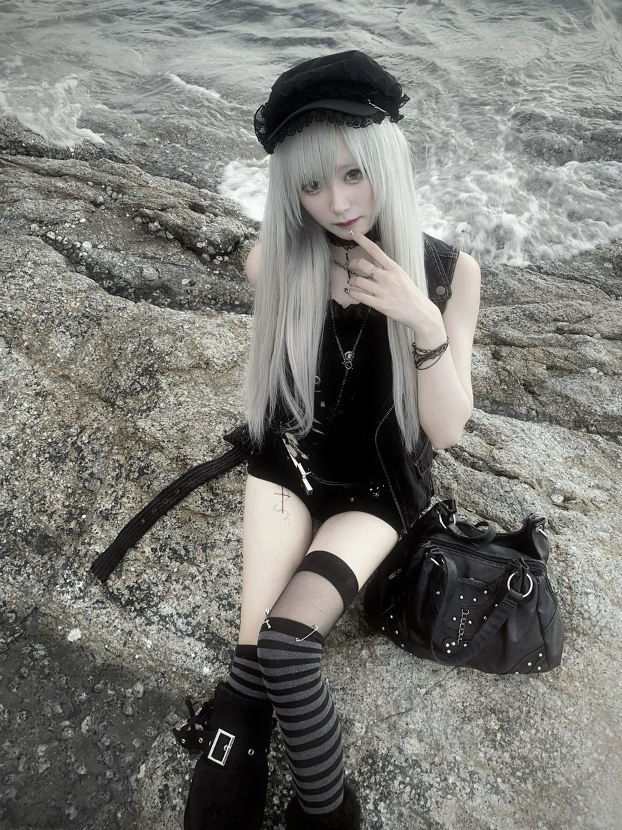 Bebam_Angevil's tweet photo. 海がきれいですね

#Angevil #エンジェビル https://t.co/w7RUGsEWlD