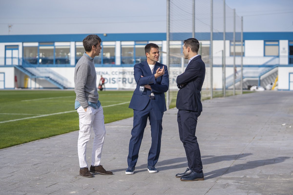 horablanquiazul's tweet photo. 🗣️Eduardo Cosín en @SERDeportivos:

"Como dije cuando tomé posesión, las decisiones se iban a tomar desde Leganés. Posiblemente eso haya agilizado esa toma de decisión y la reconstrucción de la plantilla. Esa agilidad era absolutamente necesaria porque si no no hubiera sido así". https://t.co/hXK9WOlY58