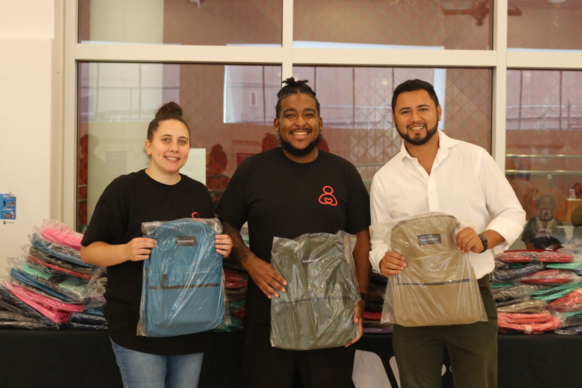TheNYFoundling's tweet photo. Our Back to School events this Aug equipped students in Staten Island, East Harlem &amp; the Bronx for success with backpack giveaways, workshops, and more! Thanks to our donors &amp; key partners - including @vibrantforall, @ProjHospitality &amp; @CMJustinSanchez - for making it possible! https://t.co/hkrq9WX2Wo