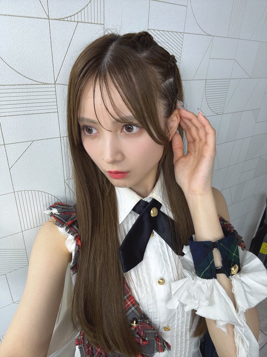 miyuu_mizushima's tweet photo. 「RESET」公演ありがとうございました💚

今日は珍しい髪型してみたよ🌽

似たもの同士が多い公演だった気がして、
どのMCも話しやすくて楽しかったな〜🎶

ファンの皆さんも温かい応援
ありがとうございました！！ https://t.co/7gLujCIliV