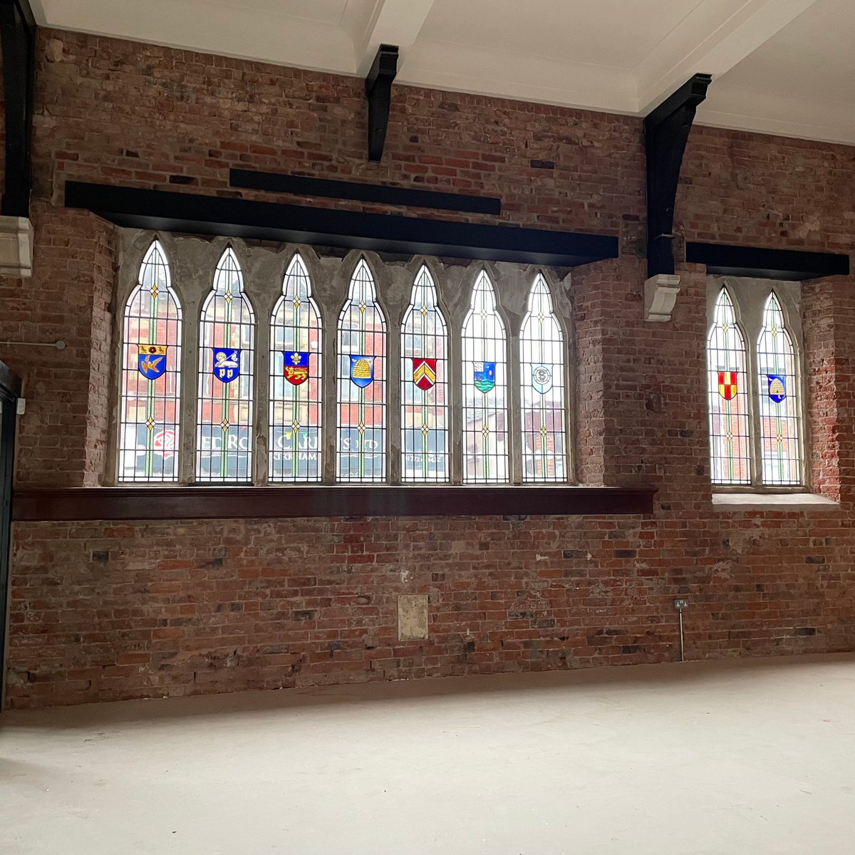fyldecouncil's tweet photo. 1860 Sports bar, coffee lounge and bistro has officially opened its doors to the public. The launch follows a successful soft opening at the historic Grade II listed landmark on Poulton Street in Kirkham...

Read more: https://t.co/wLNyoGu4AH https://t.co/wDzBLQxhPT