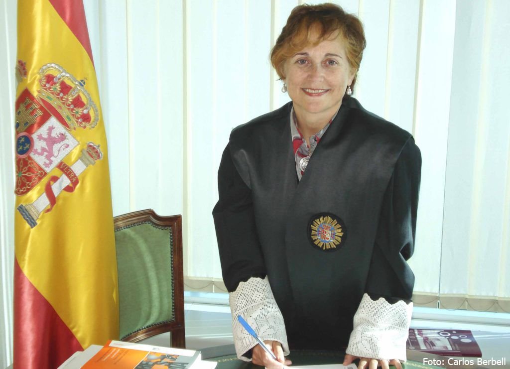 AntnMartnLpez1's tweet photo. Esto es un p**to ESCÁNDALO ha puesto a temblar los cimientos del Estado y LOS GOLPISTAS @NunezFeijoo @Santi_ABASCAL Deben estar DETENIDOS https://t.co/ZmG1IMFwnU