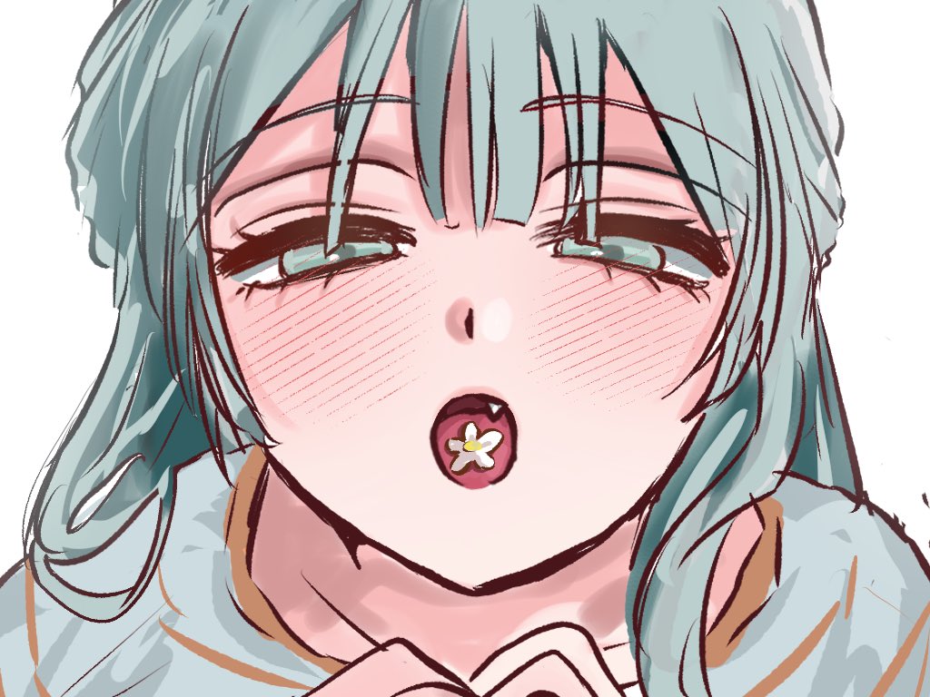 run____k's tweet photo. 八重歯……… https://t.co/X84O7PuDVb