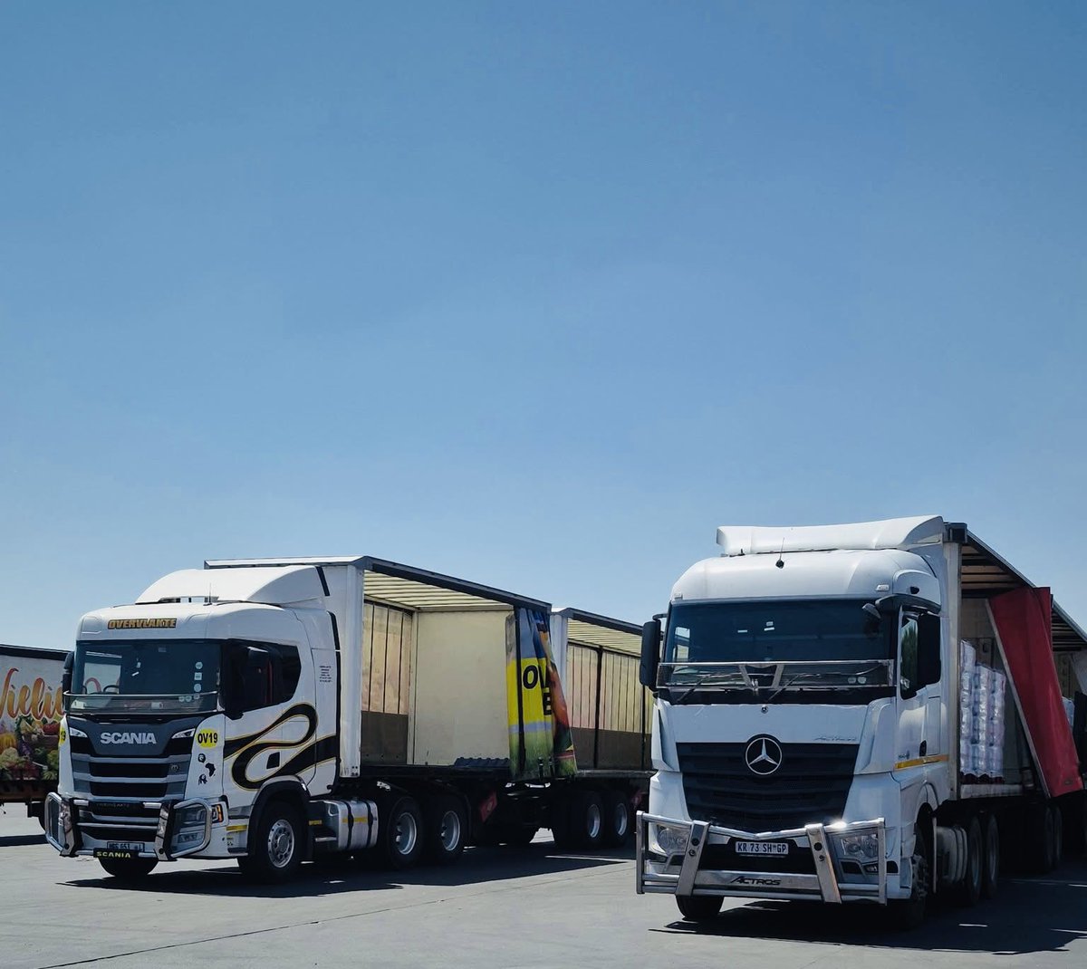 GodemaE's tweet photo. R460

Actros 2645 https://t.co/S7MHjK1M0d