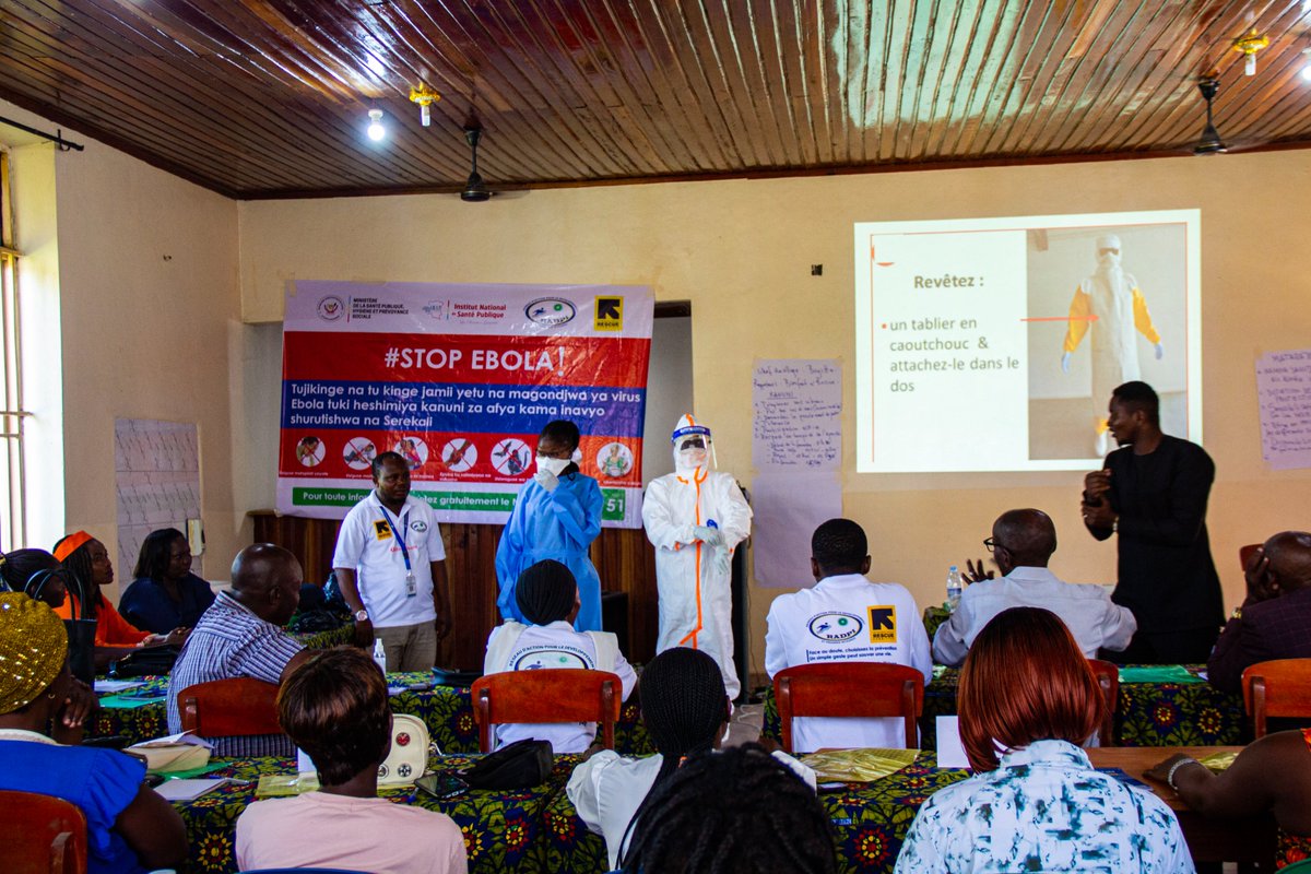 RadpiRdc's tweet photo. ITURI : RADPI, en partenariat avec l'IRC, renforce les capacités des peronnels soignants et des communautés de la zone de sante de Tchomia et Lita sur la PCI face à Ebola.
cet atelier a combiné les protocoles techniques, dialogue communautaire et distribution de kits Wash https://t.co/YdHL9INPNo