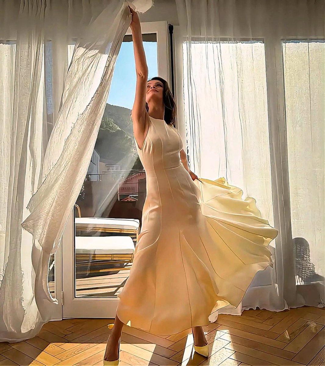 alyossada's tweet photo. Aynı heyecan, aynı mutluluk 💛🤎
Cannes / Go Türkiye                       
Budapeşte / Uzak Şehir https://t.co/XPJT1qqEU2