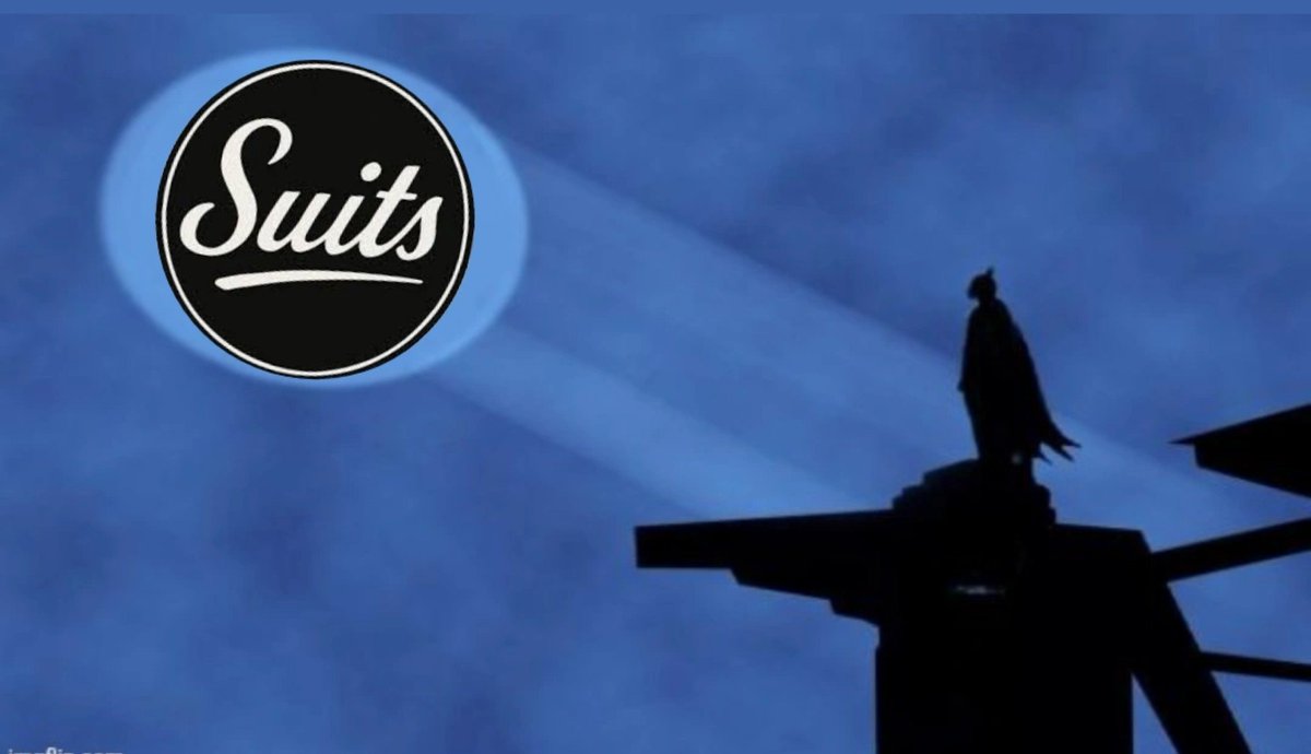 0xHecktor's tweet photo. Gotham needs Batman

 just like Hood needs $SUIT 🪶 https://t.co/cC1qcY6UFo