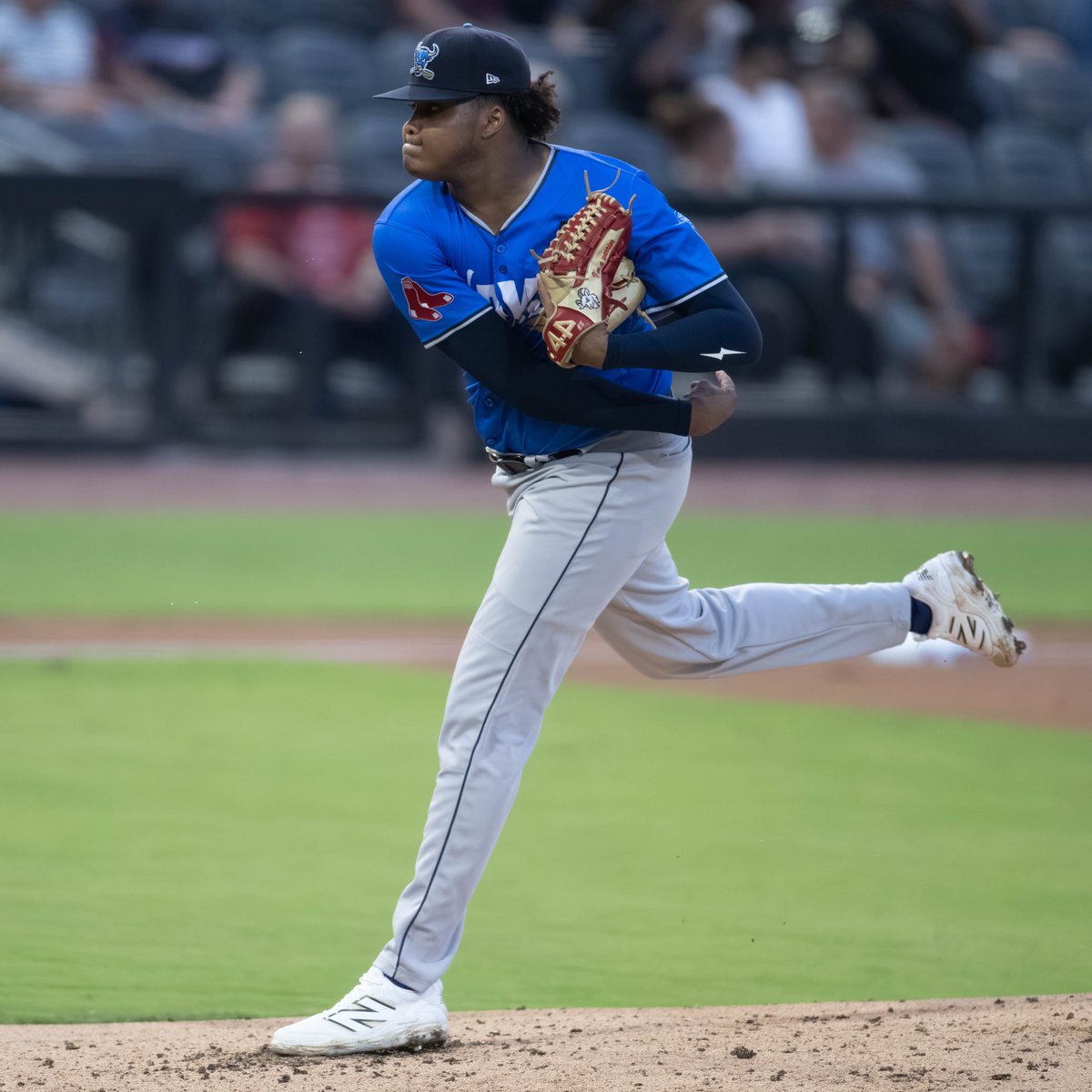 MLBPipeline's tweet photo. Is 18-year-old Sadbiel Delzine the next @RedSox top pitching prospect?

The 2025 international signee dominated FCL hitters and has been sharp since being promoted to Single-A.

With a 97 mph fastball and 3 plus secondary pitches, the sky's the limit: https://t.co/vRFGWTC5yd https://t.co/s57vw6f2XZ