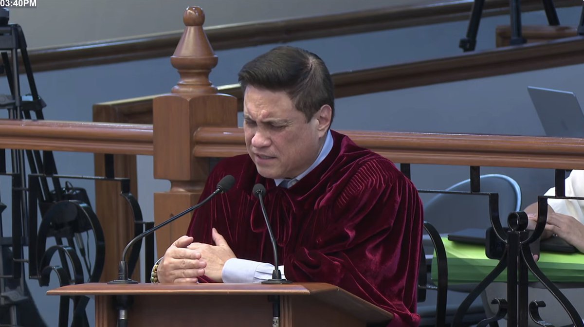 gmanews's tweet photo. 'PAGOD NA PAGOD NA AKO'

Nagbahagi ng sentimyento si Senator-Judge Juan Miguel "Migz" Zubiri sa impeachment trial ni Vice President Sara Duterte ngayong araw, September 2.

“Sa totoo lang, Mr. Presiding Officer, pagod na pagod na ako. 12 hours a day po tayo [r]ito. From 9 to 9, nandito po tayo,” ayon kay Zubiri.

Kaugnay nito ng inilabas na bagong schedule ng impeachment si Presiding Officer Chiz Escudero sa October at November upang bigyang-daan ang mga budget hearing. #VPonTrial

Basahin ang Day 21 ng impeachment trial ni VP Sara Duterte: https://t.co/xiOO2c7aWC