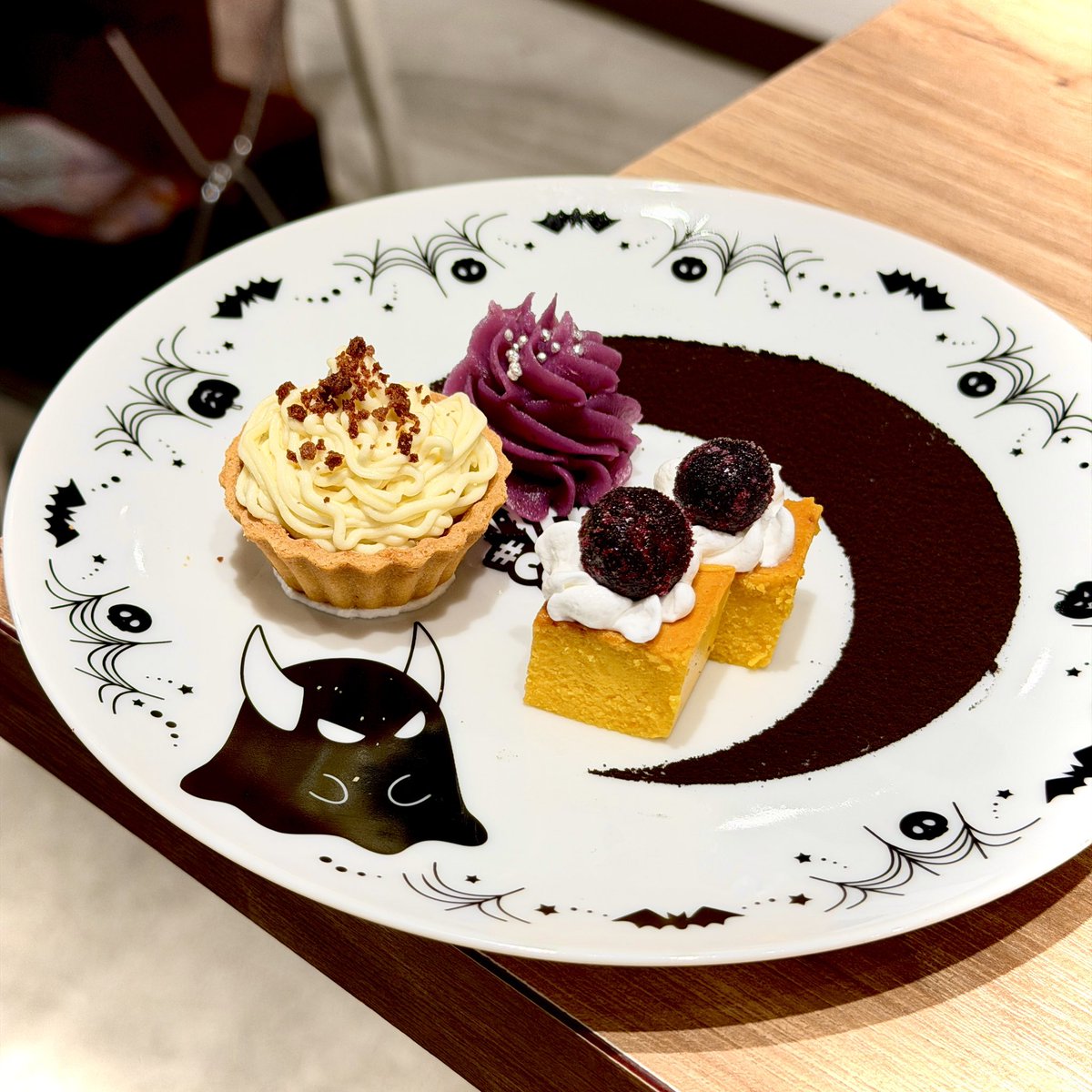 hata1009's tweet photo. #コンパスカフェ ハッピーハロウィン！ https://t.co/6IoafcyFTB